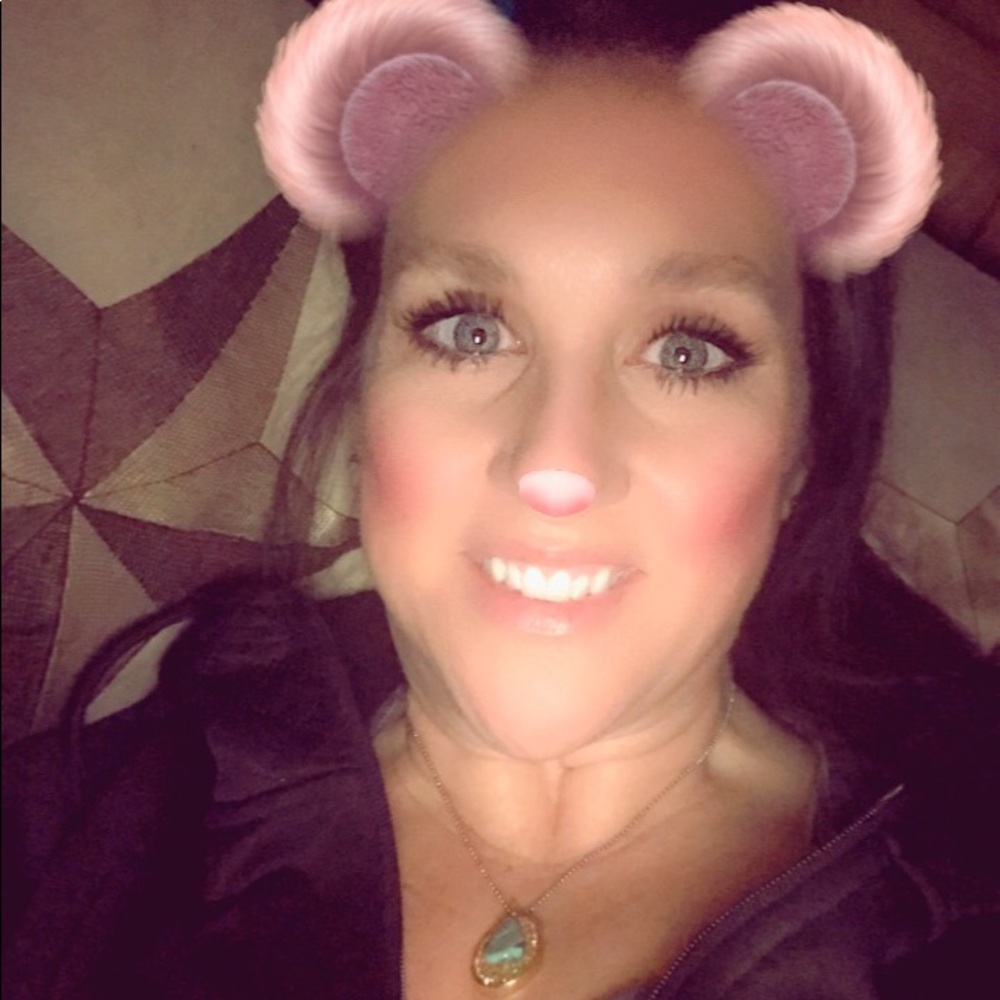 Meet your Posher, Mystie